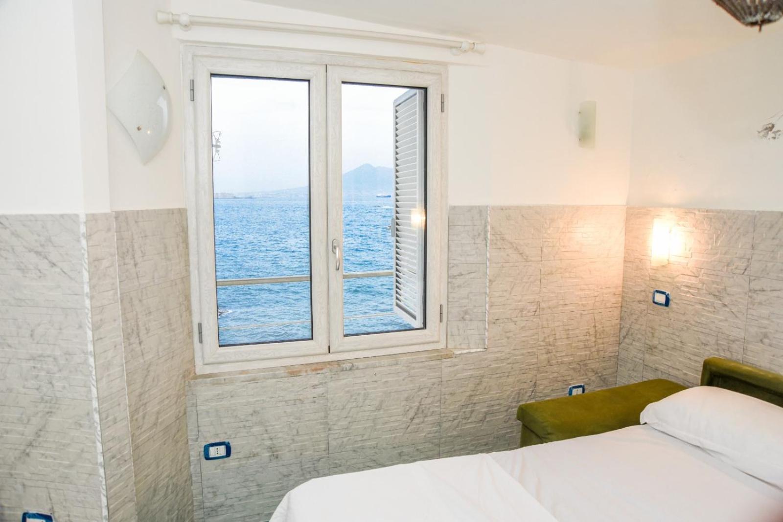 La Casa Sul Mare Lägenhet Neapel Exteriör bild