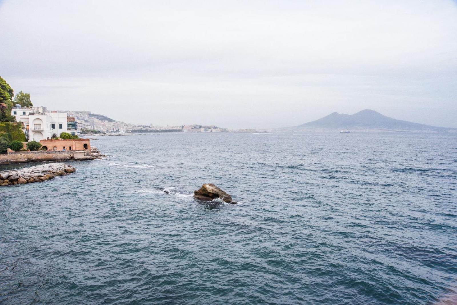 La Casa Sul Mare Lägenhet Neapel Exteriör bild