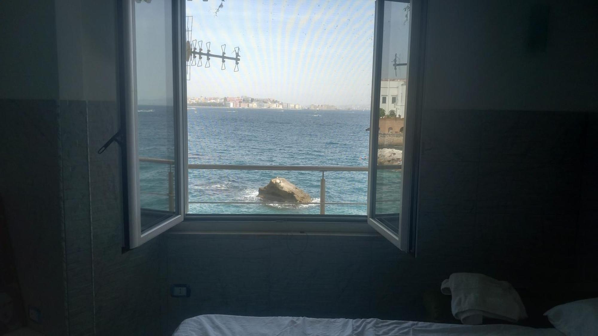 La Casa Sul Mare Lägenhet Neapel Exteriör bild